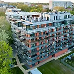 Apartamenty Wyspa Solna By Vacation Rental - Basen, Sauna, Jacuzzi, Silownia W Cenie
